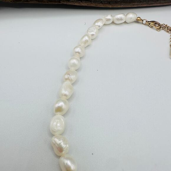18K Gold Non-Tarnish Classic Freshwater Pearl Necklace - Picture 9 of 11